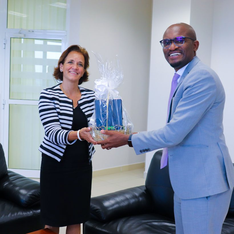 WFP COUNTRY REPRESENTATIVE PAYS COURTESY CALL TO TADB